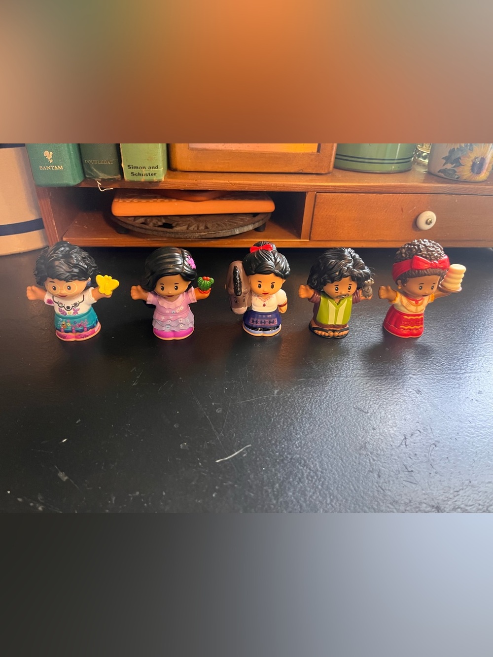 Disney Encanto Little People set of 5